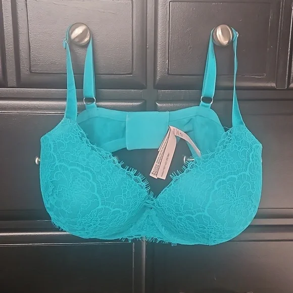 Victoria Secret Dream Angel Lace Bra - Picture 1 of 3